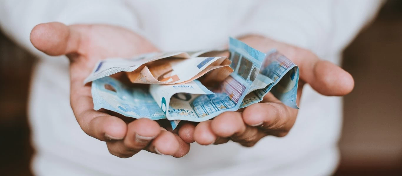 Επιστρεπτέα προκαταβολή 7: Πιστώθηκε σε πάνω από 190.000 δικαιούχους ο πρώτος γύρος